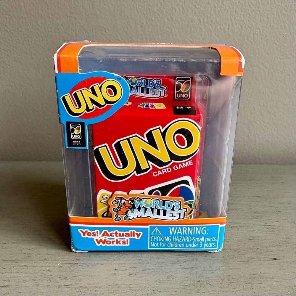 UNO World's Smallest Card Game NEW Factory Sealed Playable Set